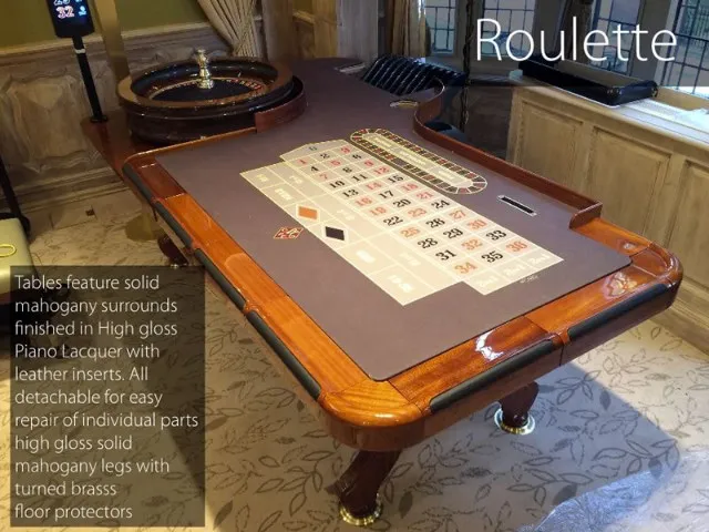 Deluxe Roulette Table