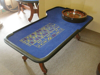 Fun-Casino-Roulette-Table-and-Wheel-1369